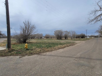 700 E Parmenter St, Lamar, CO 81052