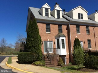 1 Hunt Ct, Middleburg, VA 20117