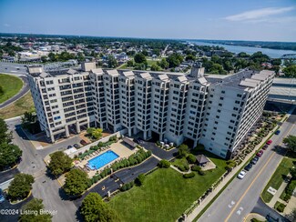 1 Riverpointe Plaza Unit 919, Jeffersonville, IN 47130