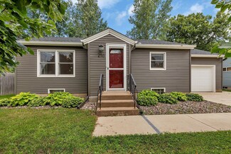 216 E Minnesota St, Saint Joseph, MN 56374