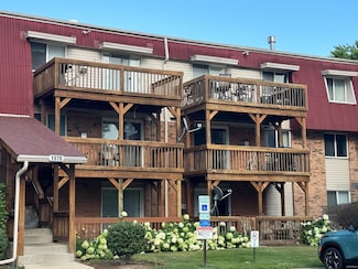 1870 Tall Oaks Dr Unit 2105, Aurora, IL 60505