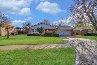 502 W Lark St, Altus, OK 73521