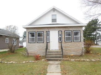 301 S Pierce St, Adams, WI 53910