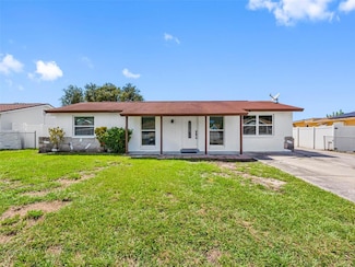 8332 Garrison Cir, Tampa, FL 33615