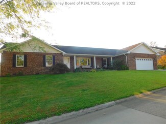 5346 Westbrook Dr, Charleston, WV 25313