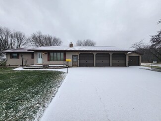 10685 Park Ave, Auburndale, WI 54412