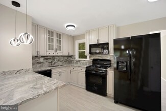 8317 Quentin St, New Carrollton, MD 20784
