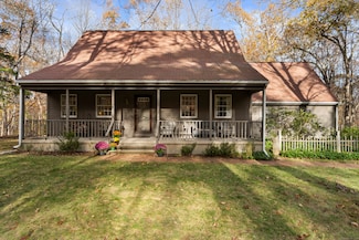 206 Sheepskin Hollow Rd, East Haddam, CT 06423