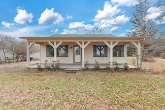 825 Golf Dr, Saulsbury, TN 38067