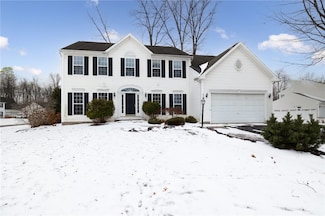 537 Deer Haven Dr, Webster, NY 14580