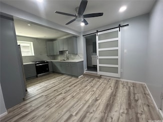 1839 Akone Place, Honolulu, HI 96819