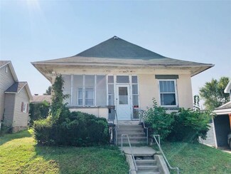 905 Avalon St, Trenton, MO 64683