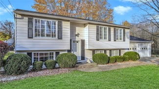 7053 E State St, Hermitage, PA 16148