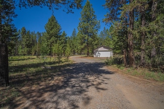 15893 Fir Rd, La Pine, OR 97739