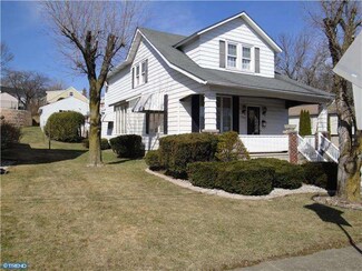 518 Pennsylvania Ave, Roseto, PA 18013