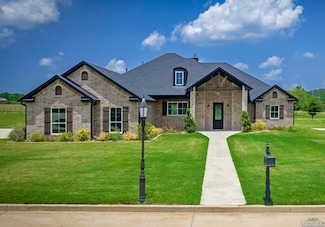 135 Winners Cir, Longview, TX 75602