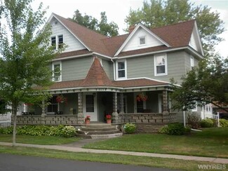 203 Pettit St, Wilson, NY 14172