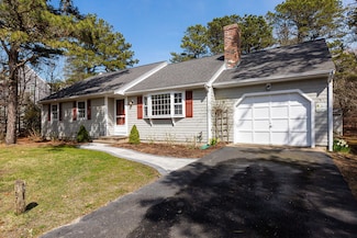 47 Hillside Rd, Harwich, MA 02645