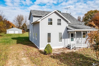 208 E Erie Rd, Temperance, MI 48182