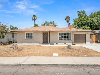2135 Arden Dr W, Fresno, CA 93703