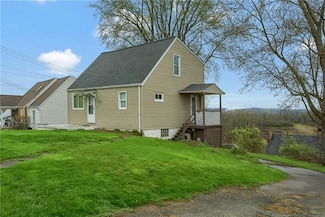 622 Ascension Dr E, West Mifflin, PA 15122