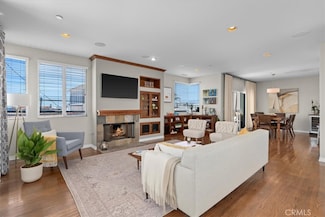 317 1st Place, Manhattan Beach, CA 90266