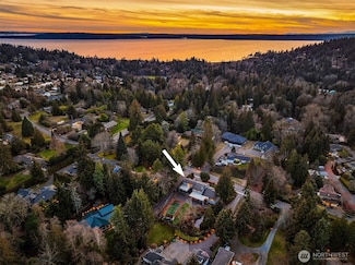17200 4th Ave SW, Normandy Park, WA 98166