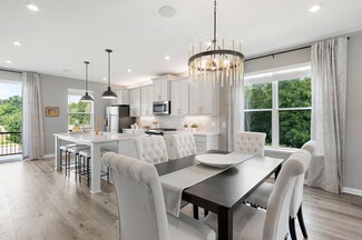 13615 Territorial Cir N, Maple Grove, MN 55369