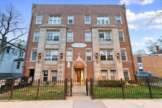 7827 S South Shore Dr Unit 404, Chicago, IL 60649