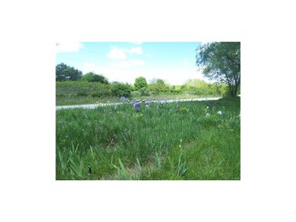 11433 Thomas Rd, Pleasanton, KS 66075