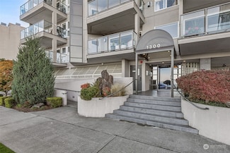 1300 Alki Ave SW Unit 100, Seattle, WA 98116