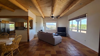 39 Camino de La Questa Del Aire, Placitas, NM 87043