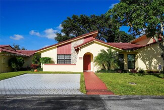 9535 Toledo Ln, Davie, FL 33324