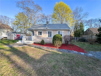 23 Abalone Rd, Saunderstown, RI 02874