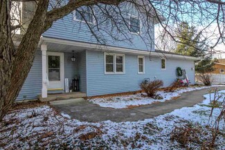W9553 Grace Ln, Cambridge, WI 53523