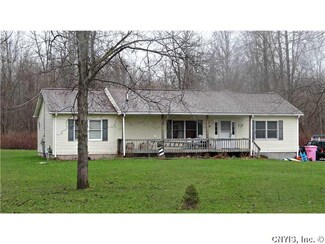 9147 North Rd, Bridgeport, NY 13030