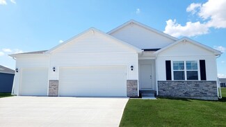 7014 Chenango Ln SW, Cedar Rapids, IA 52404