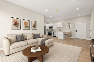 7 Cross St Unit 306, Wilmington, MA 01887