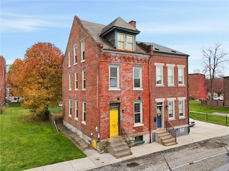 1532 Marquis Way, Pittsburgh, PA 15212