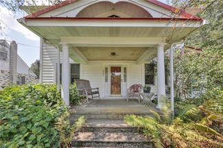 1440 S Delaware Dr, Easton, PA 18042