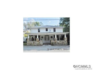 87 Walnut St, Hot Springs, NC 28743