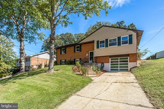 9110 Tandom Dr, Fort Washington, MD 20744