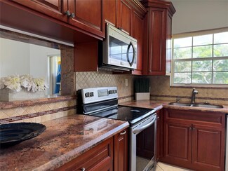 800 Cypress Park Way Unit O1, Deerfield Beach, FL 33064