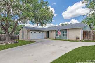 8711 Ridge Cliff St, San Antonio, TX 78251