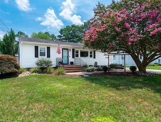 805 Clay Ave, Chesapeake, VA 23323