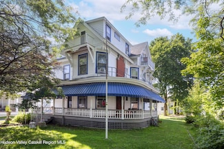 58 St James St, Kingston, NY 12401