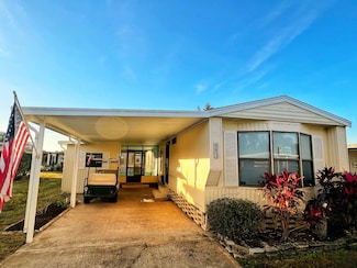683 Century Ln, Winter Haven, FL 33881