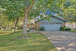 220 Rs County Road 3430, Emory, TX 75440