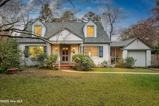 2003 E 5th St, Greenville, NC 27858