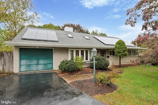 1209 Thistlewood Ln, West Chester, PA 19380